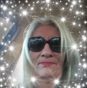 Meet your Posher, Debra